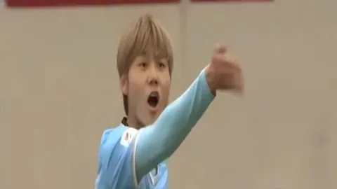 皇马以7500万欧元高价签下哈兰德，老爷子激动不已